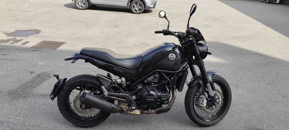 Benelli Leoncino 500