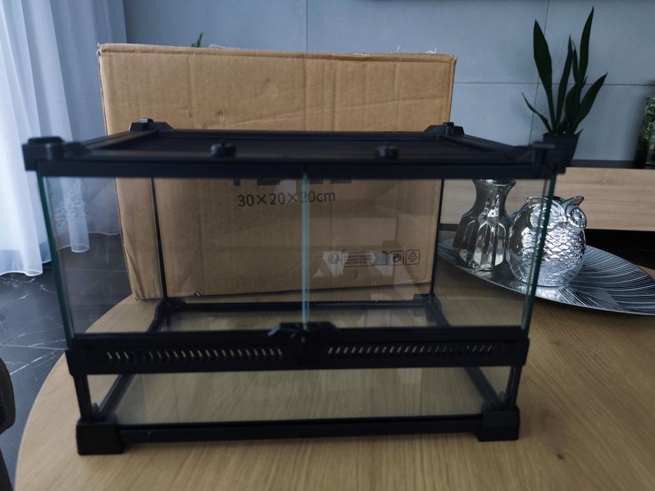 Szklane terrarium dla gadów 30x20x19