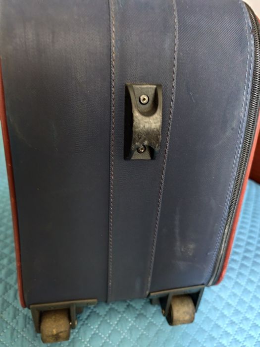 Mala de viagem em bom estado