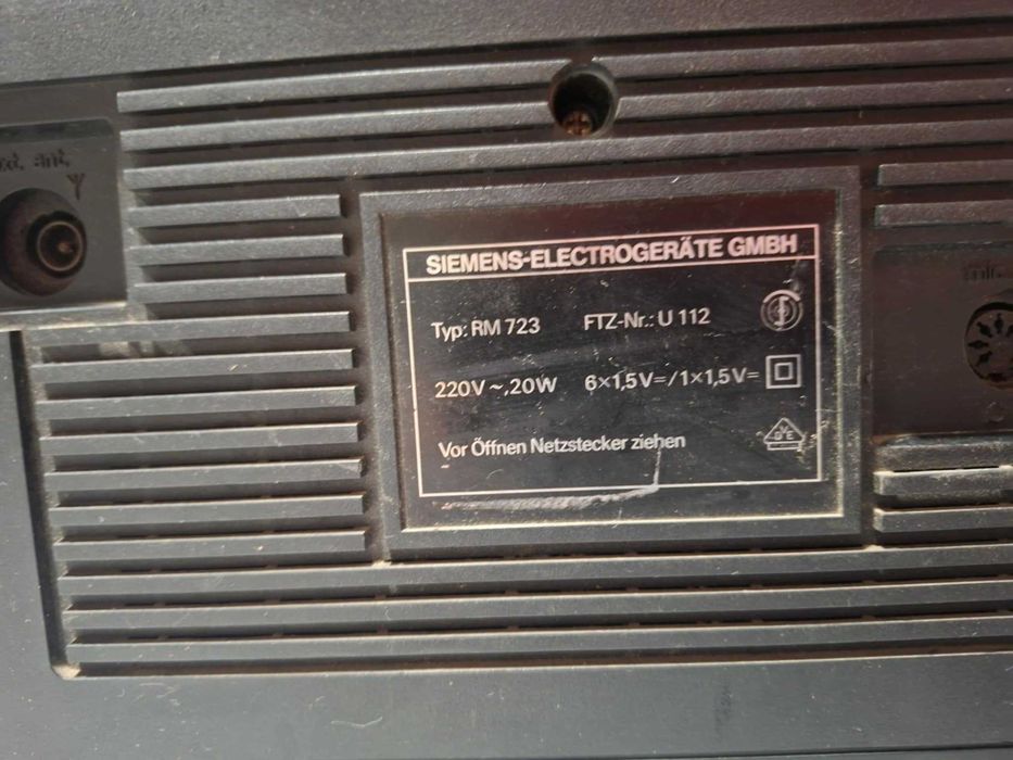 Radiomagnetofon Siemens  CLUB 723