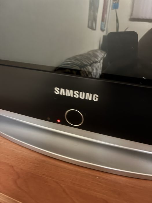 Продам телевизор SAMSUNG