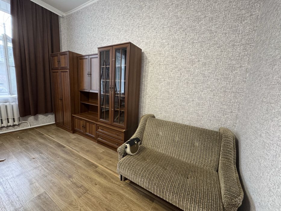 Продаж кімнати в гуртожитку