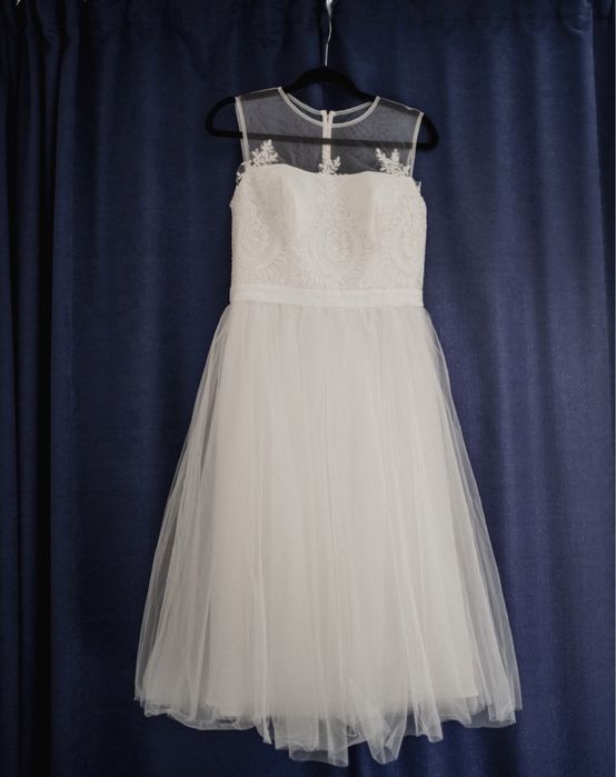 Весільна сукня chi chi London (залишився розмір 14 L)