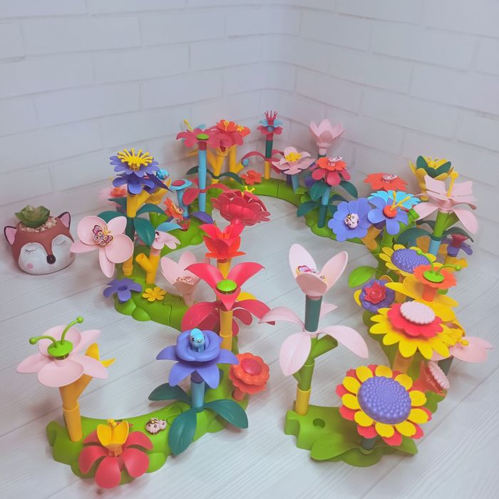 Квітковий конструктор Є РІЗНІ, квітковий сад, квіткова галявина