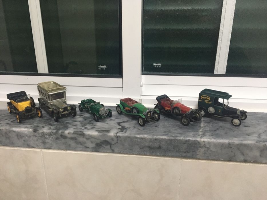 Carro corgi toys - Bentley, Rolls, Citroen, Ford T