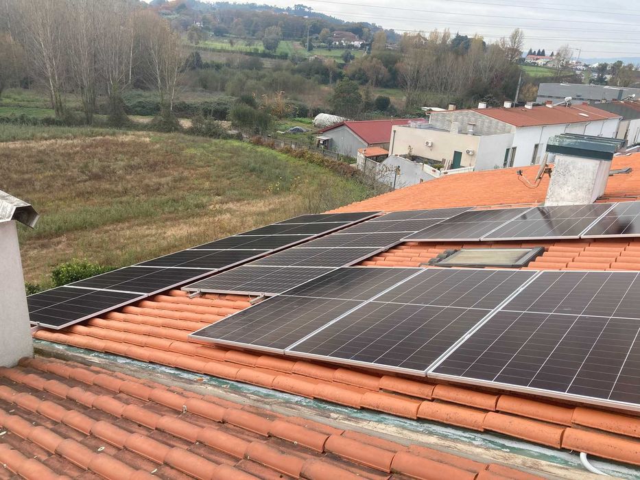 Instalação Solar502853221818705921