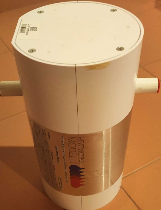 Bomba de aquecimento instantâneo de água com LCD e botões de controlo