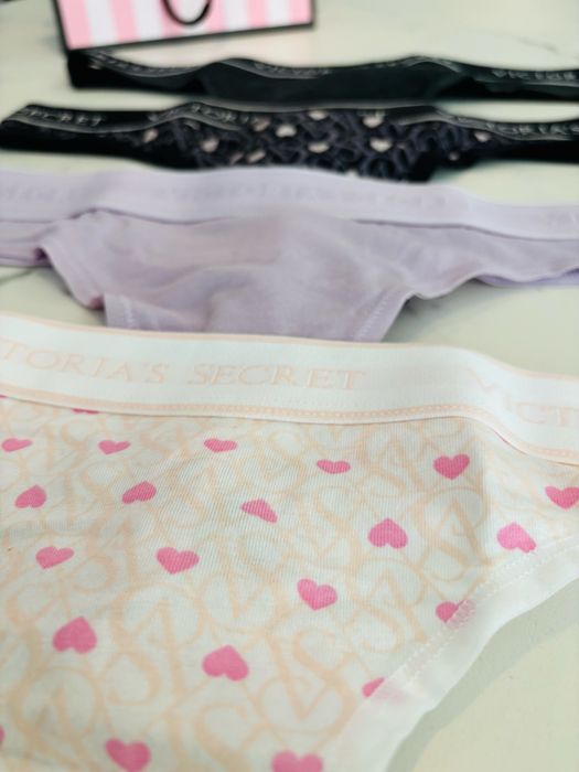 Stringi Victoria’s Secret S/36