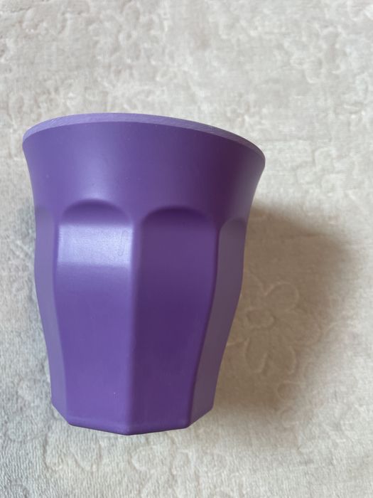 Kubek plastikowy fioletowy