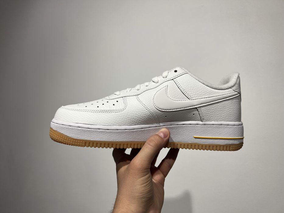 Кросівки Nike Air Force 1 '07 DZ4512-100