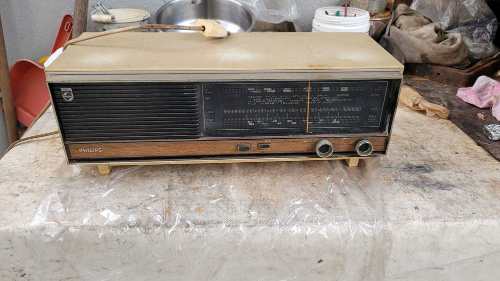 Rádio Antigo Philips