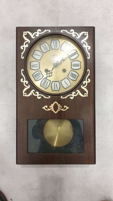 Zegar z wahadłem Metron