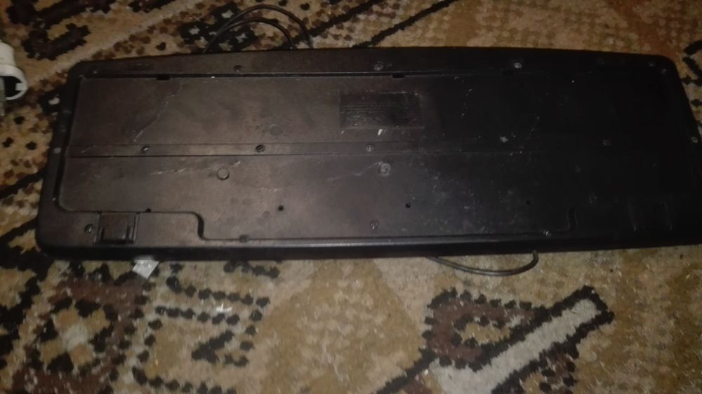 Продам клавіатуру