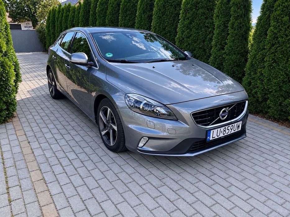 Volvo V40