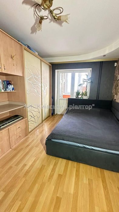 Продам чудову квартиру з ремонтом, метро Лісова. Ореста Левицького 20