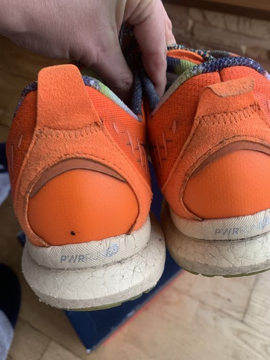 Бігові кросівки Saucony р.44
