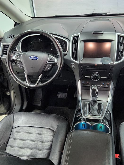 Ford Galaxy guia nacional motor 2.0 210cv 7 lugares automática topo de gama nacional aceita retoma