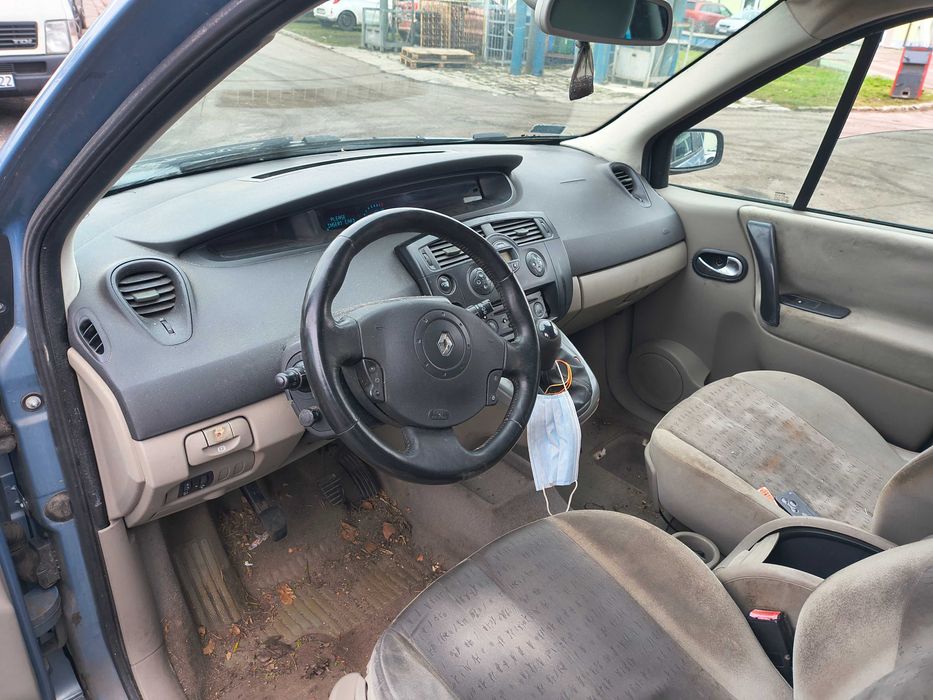 Renault Megane II , 2004r, 1.6 Pb - na części.