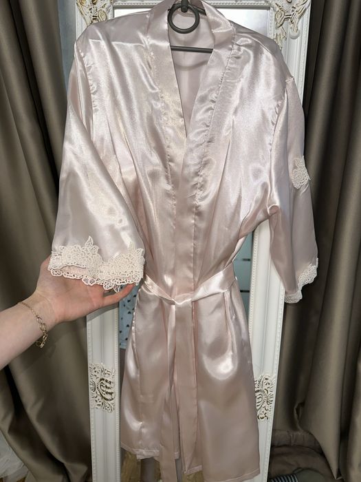 Комплект пижамы шелковый атласный 5в1 шорты штаны халат пеньюар майка