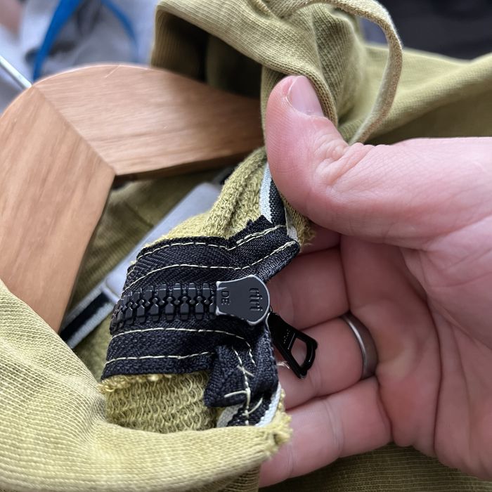 Зіп зуді Stone island