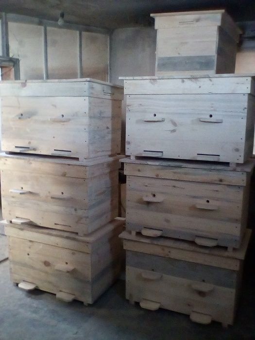 Продам улья .сосновые