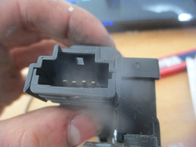Fechadura / fecho da mala NISSAN Micra III (K12)