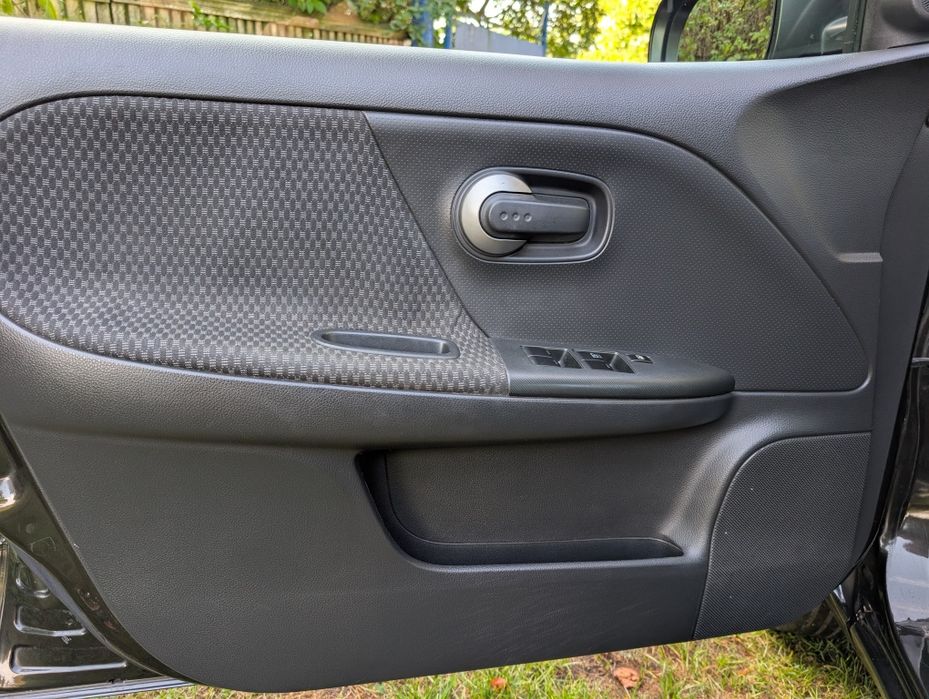 Nissan Note 2006 рік