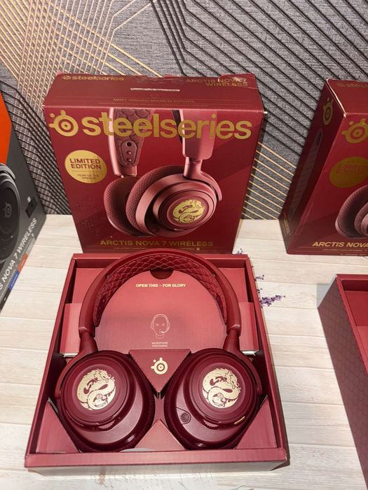 SteelSeries Arctis Nova 7 Wireless Dragon Edition