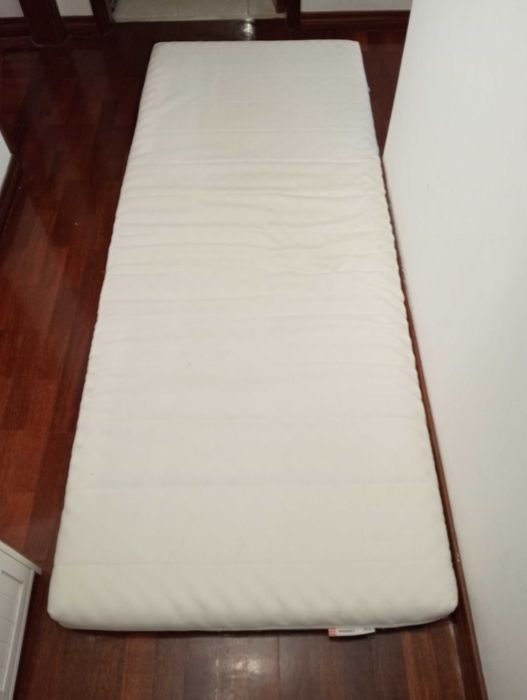 Vendo 2 Colchões para cama individual