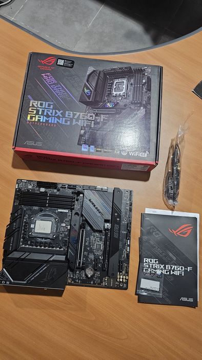 Bundle High-End Gaming: Motherboard ASUS ROG STRIX B760-F WiFi + CPU Intel Core i5 (Escolhe a tua versão!)