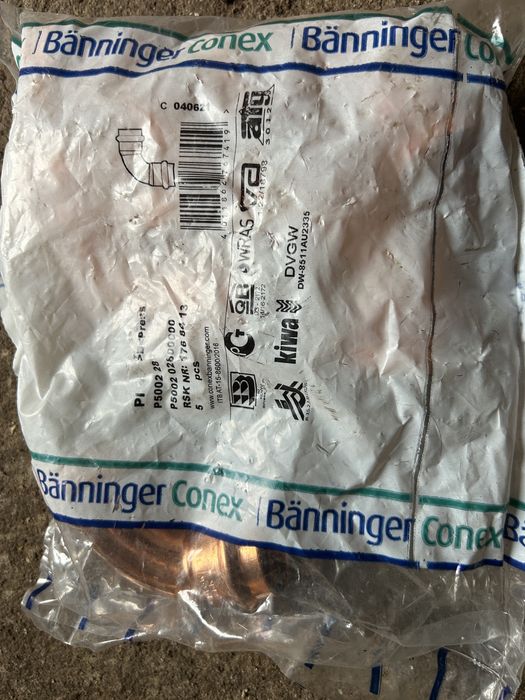 Kolano Łuk 90° dwukielichowy 28mm