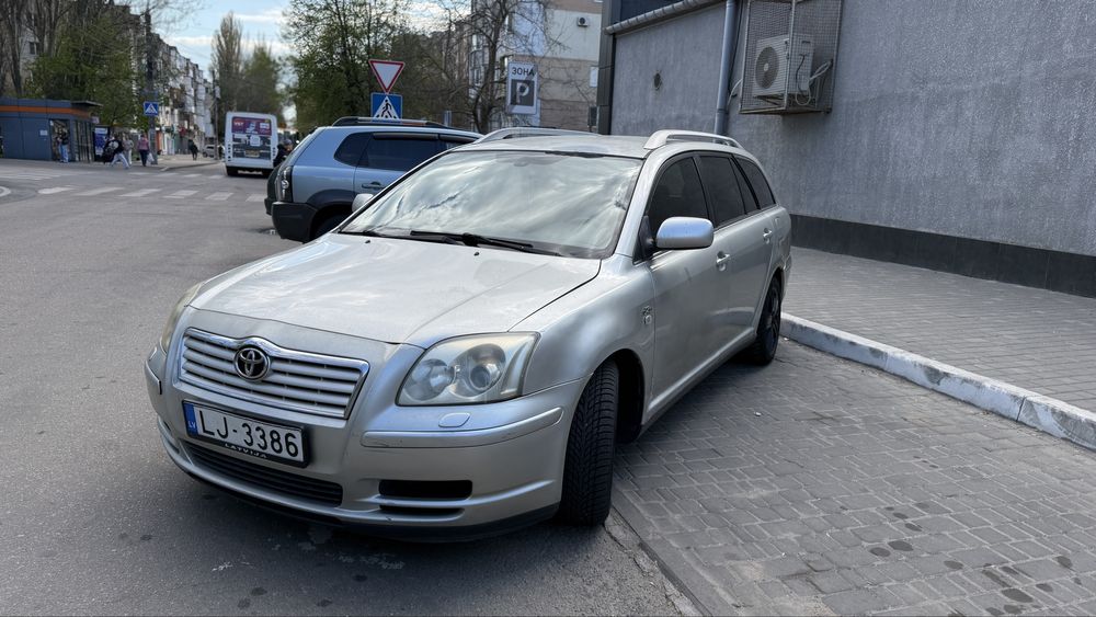 Toyota avensis 2л дизель
