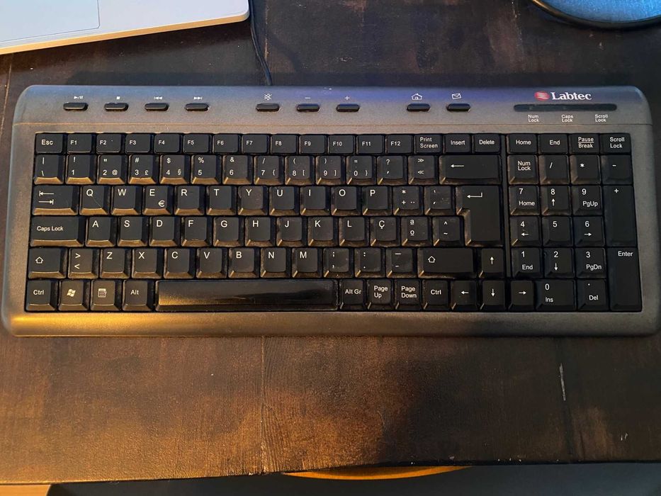 Wired Labtec Keyboard428223350556610560