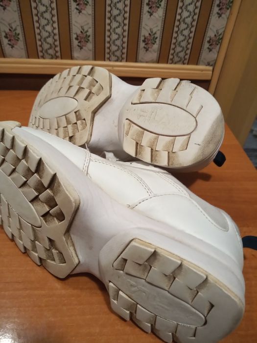 Buty sportowe Fila rozmiar 38
