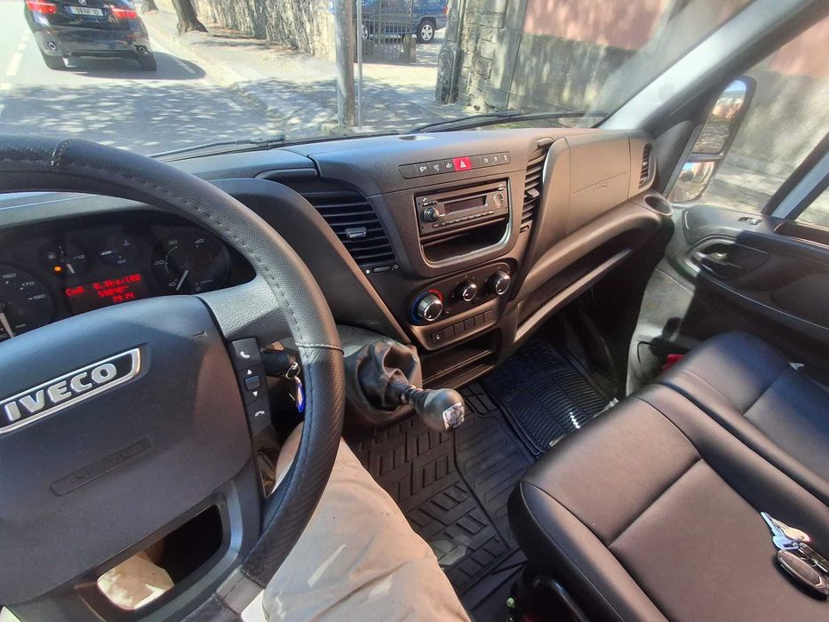 2015 IVECO 35 S 14 N