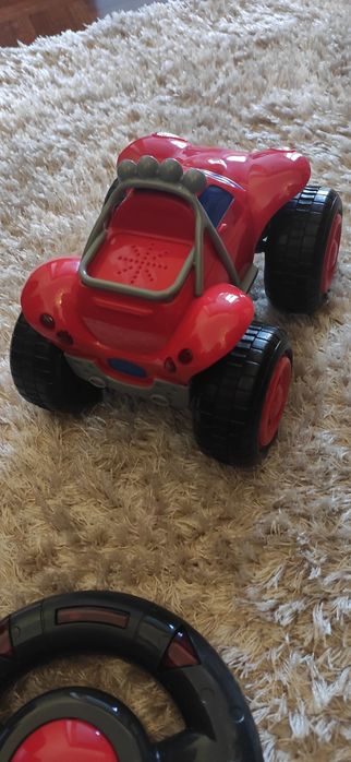 Carro telecomandado para bebé/criança