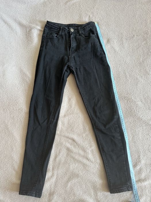 Продам хорошие джинсы черные