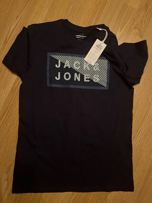 Nowa  t-shirt chłopięcy rozm. 170