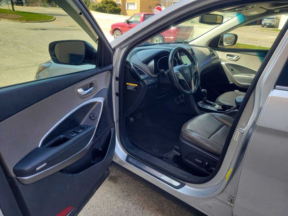 Hyundai SANTA FE      2015