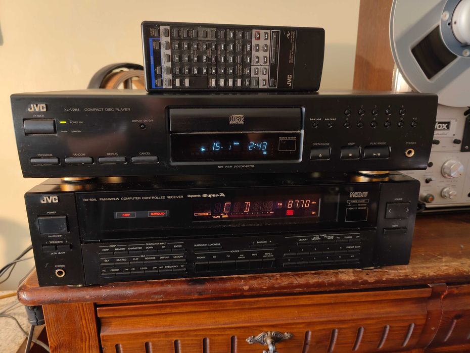 JVC-RM RX-501L + Pilot