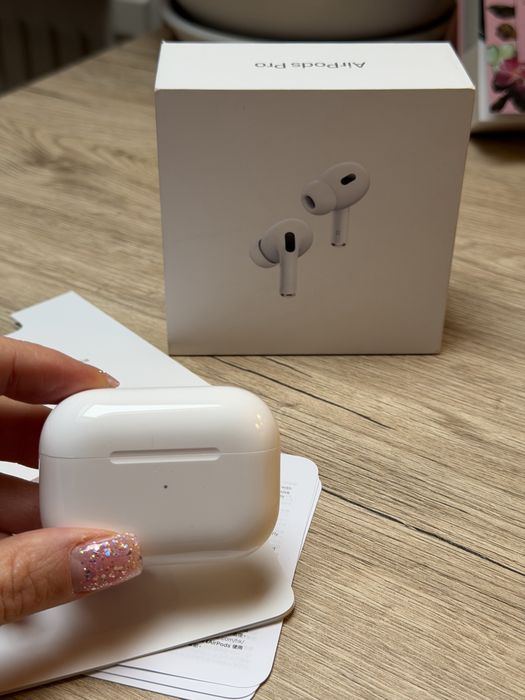 AirPods Pro 2 (USB-C, MagSafe)