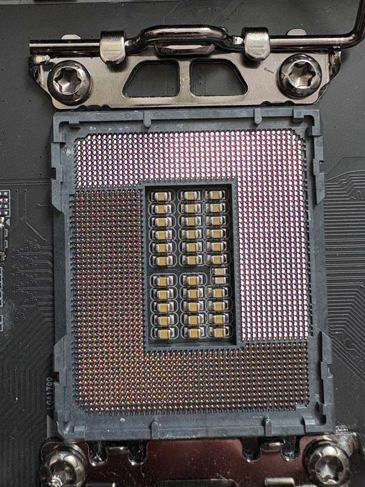 Zestaw Gigabyte Z790 Aorus Master X + Intel Core i9-13900KF