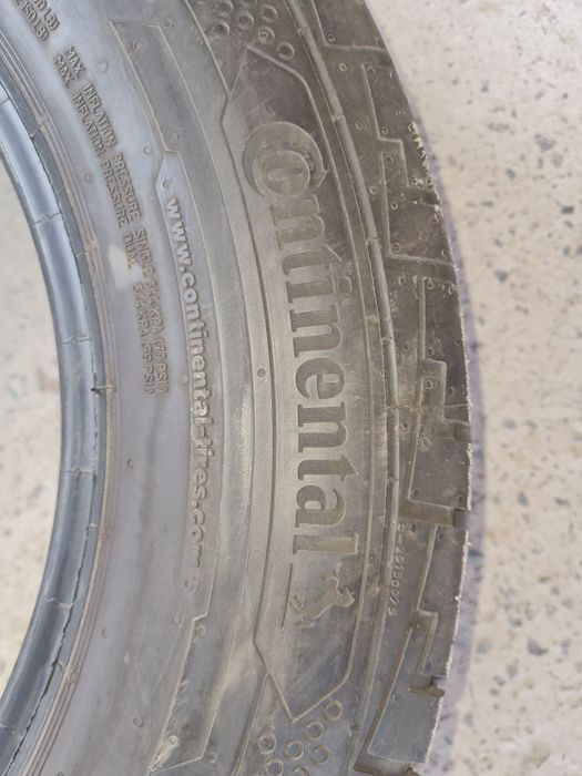 215/65R16C Continental