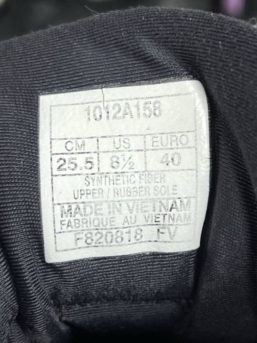 Кроссовки Asics Оригинал р(40)