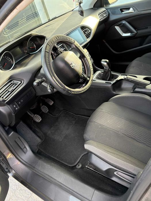 Peugeot 308 1.2 Turbo