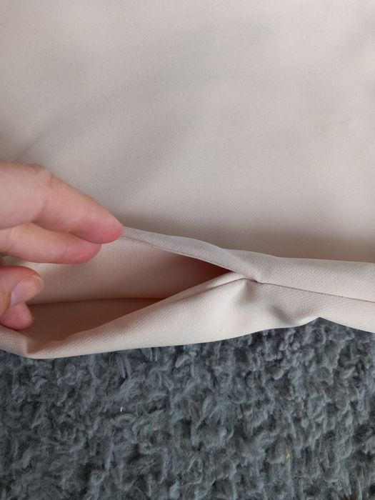 Sukienka z kieszeniami