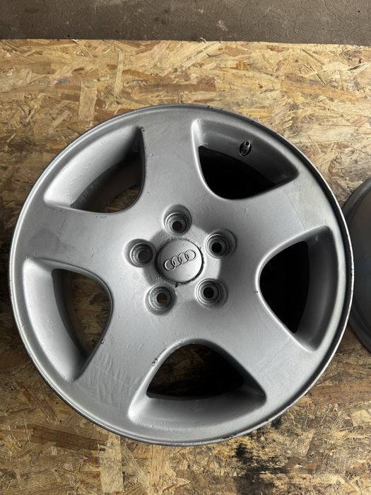Диски Audi 5x112 R16
