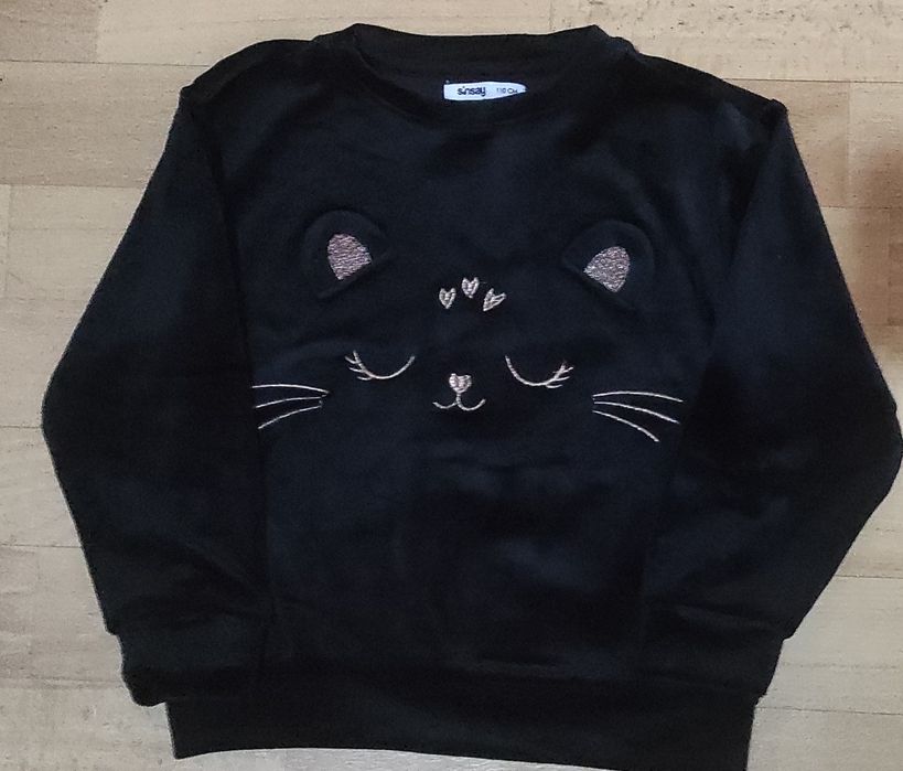 Велюров й костюм на дівчинку 110