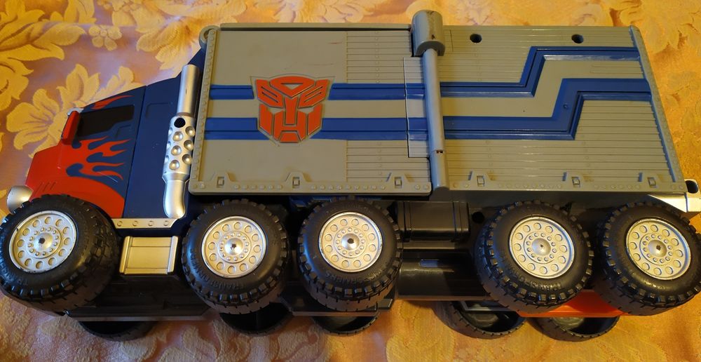 Transformers Optimus Prime64738967294978121