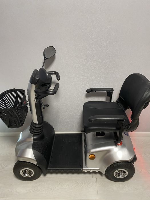 Електро скутер Eris